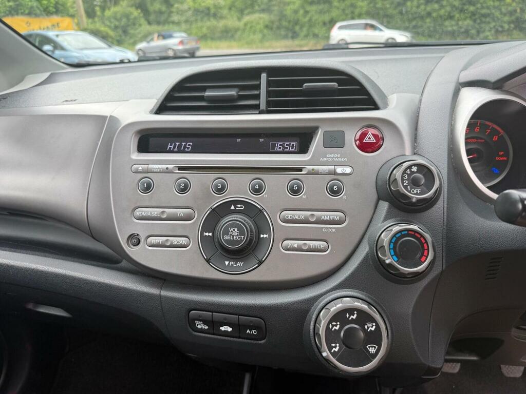 Honda Jazz 1.4 I-vtec Es Silver #7