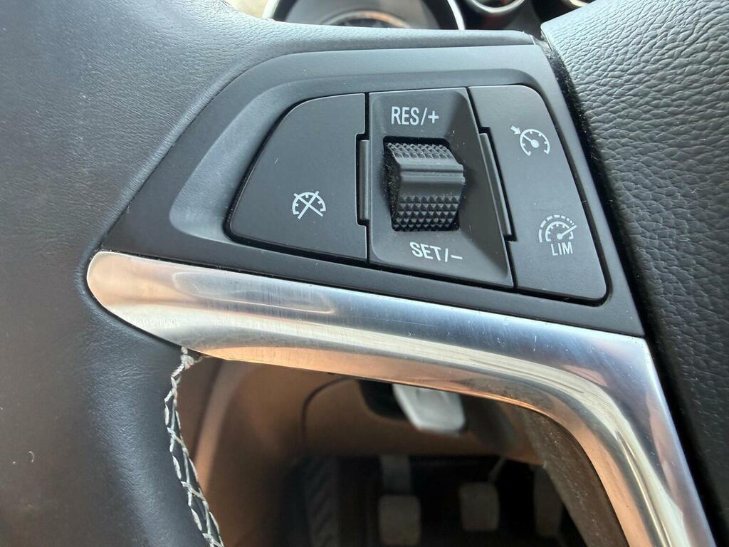 Vauxhall Mokka Tech Line Silver #11