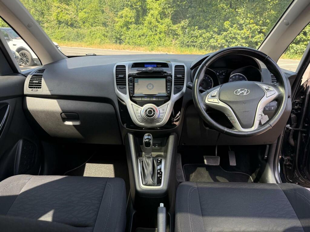 Hyundai Ix20 1.6 Se 123 Bhp Silver #16