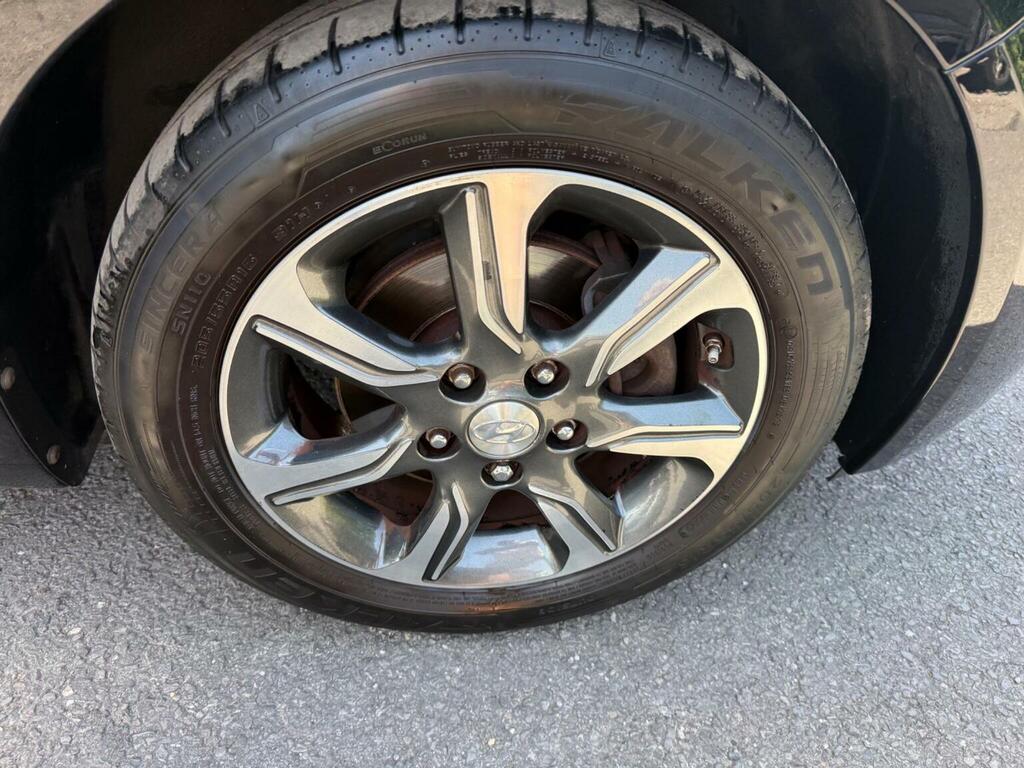 Hyundai Ix20 1.6 Se 123 Bhp Silver #33