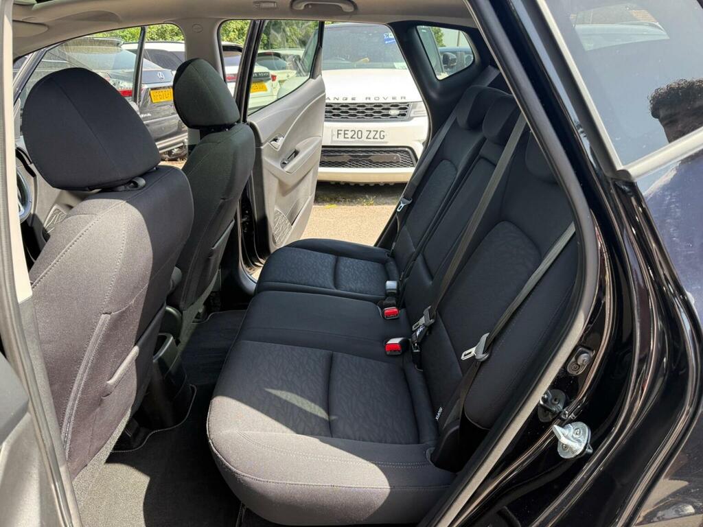 Hyundai Ix20 1.6 Se 123 Bhp Silver #21