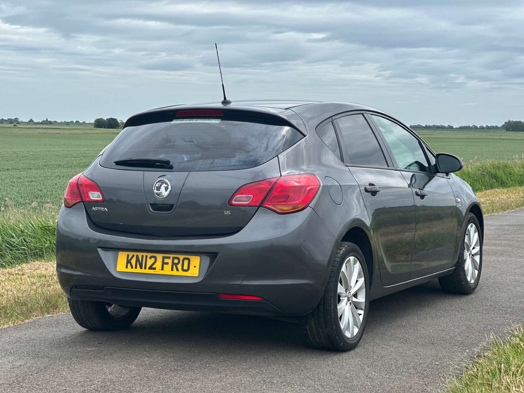 Vauxhall Astra Active KN12FRO #4