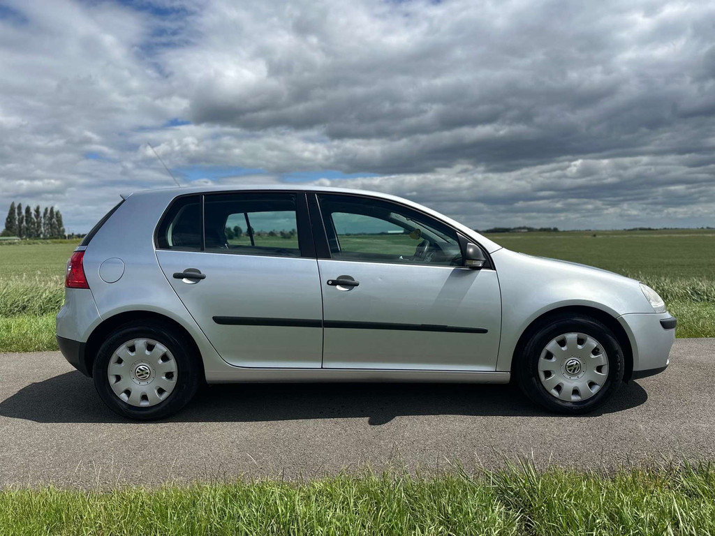 Volkswagen Golf 1.4 Tsi S Red #2