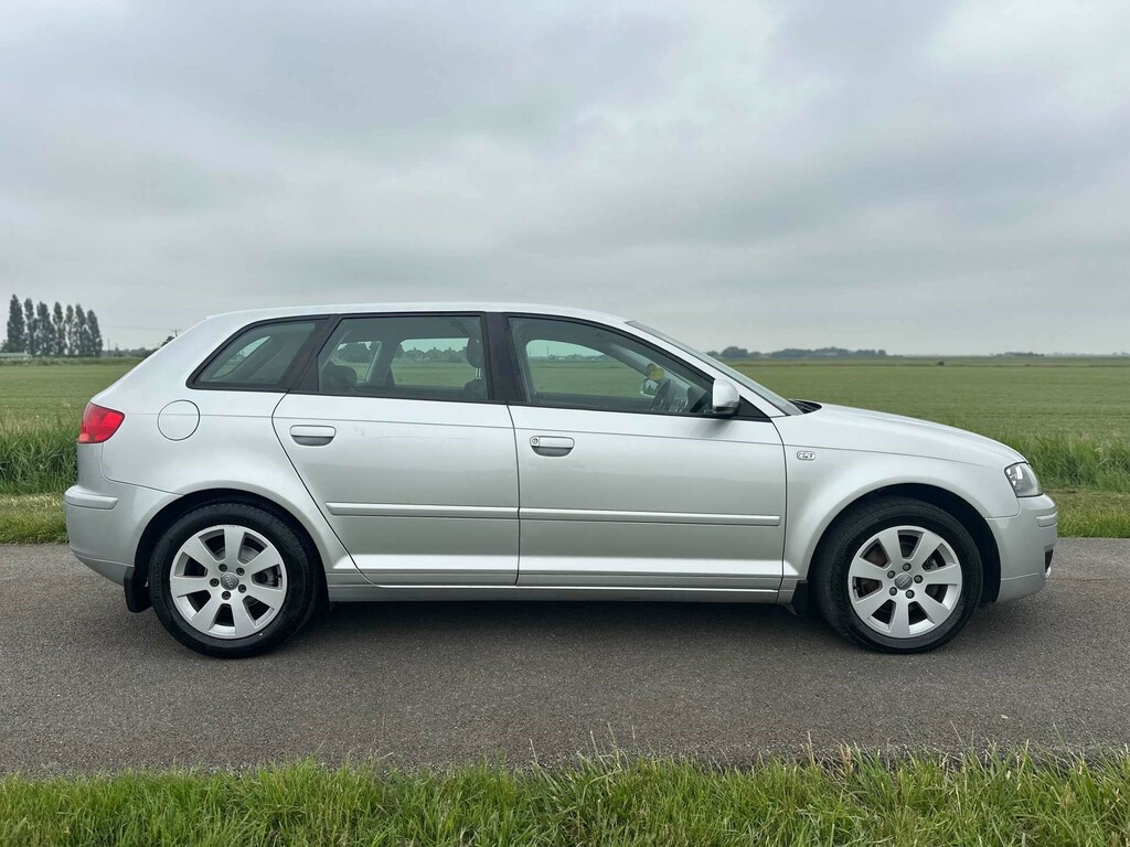 Audi A3 Sportback Se Fsi  #2