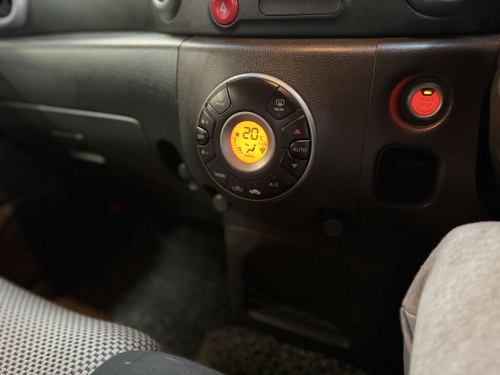 Nissan Cube Hatchback 1.6 2019 Red #20