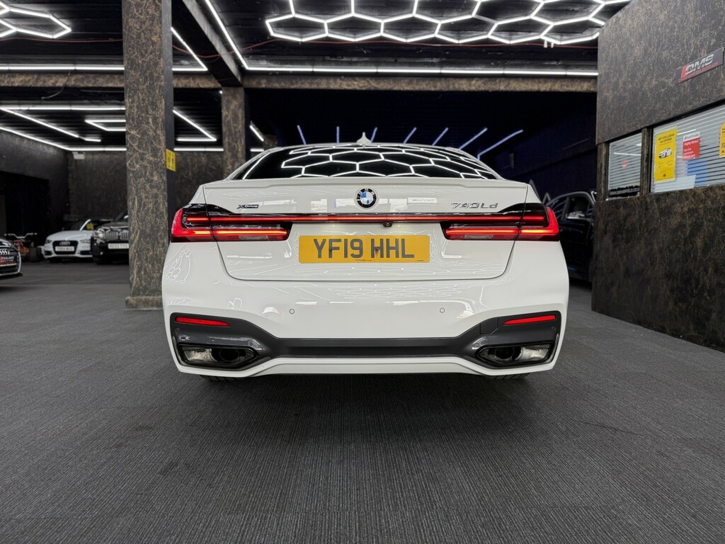 BMW 7 Series Grey #18