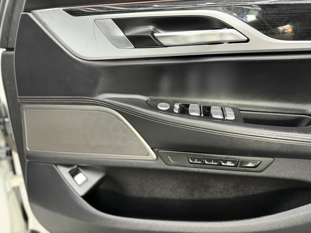 BMW 7 Series Grey #28