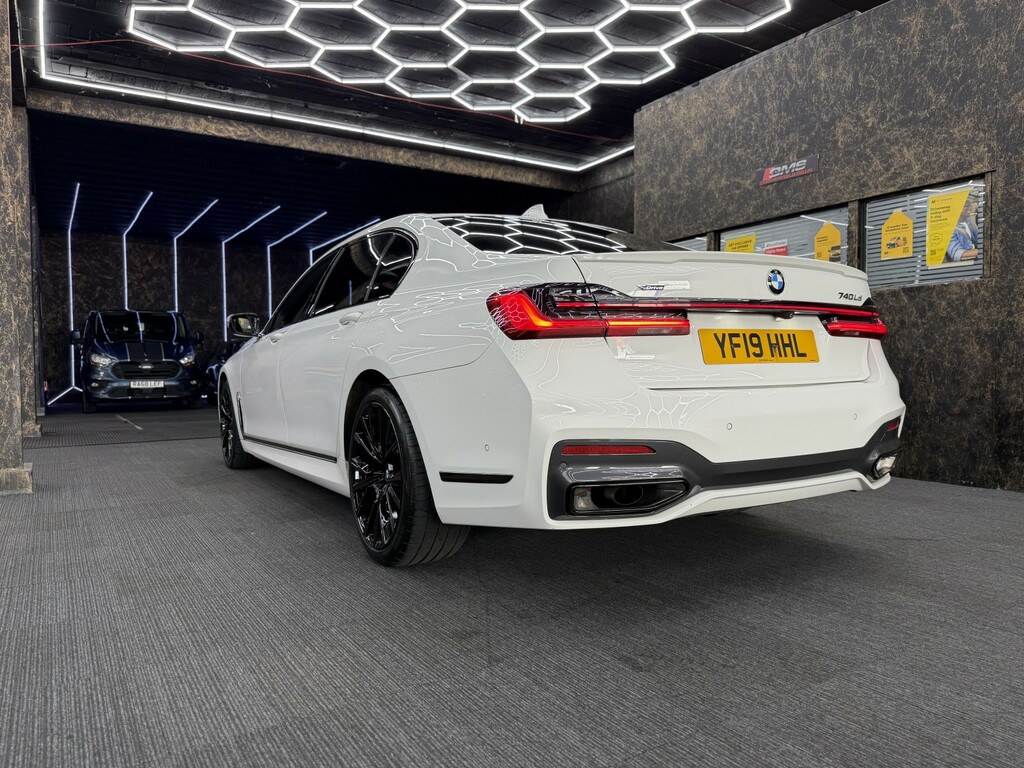BMW 7 Series Grey #17