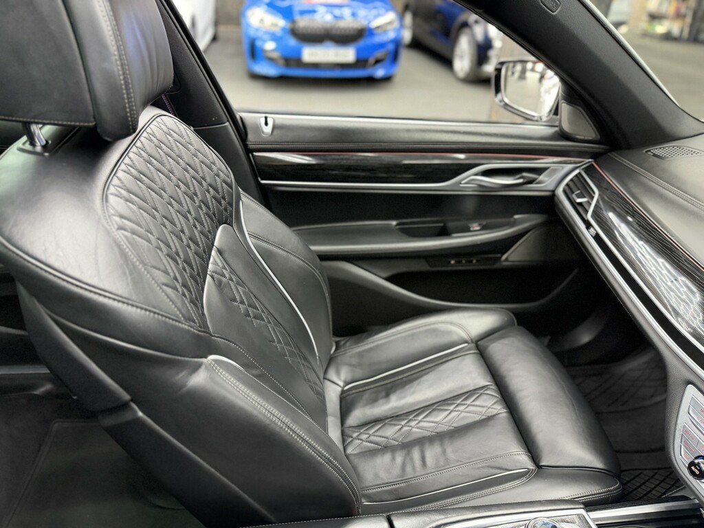 BMW 7 Series Grey #39