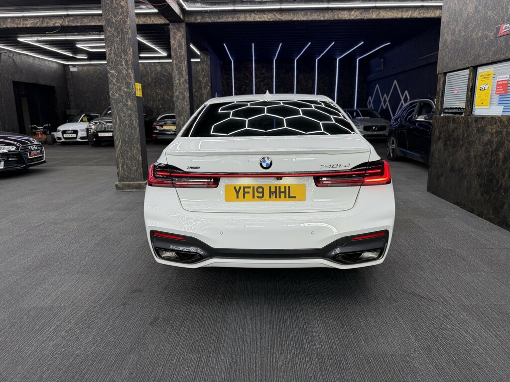 BMW 7 Series Grey #12