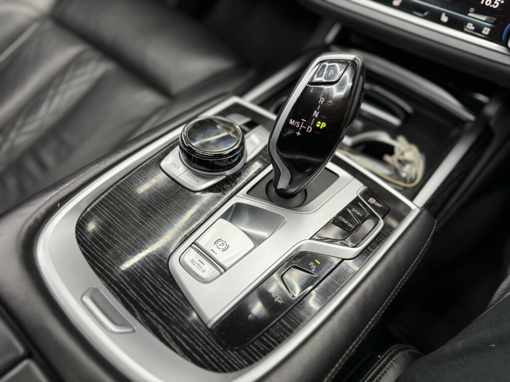 BMW 7 Series Grey #36