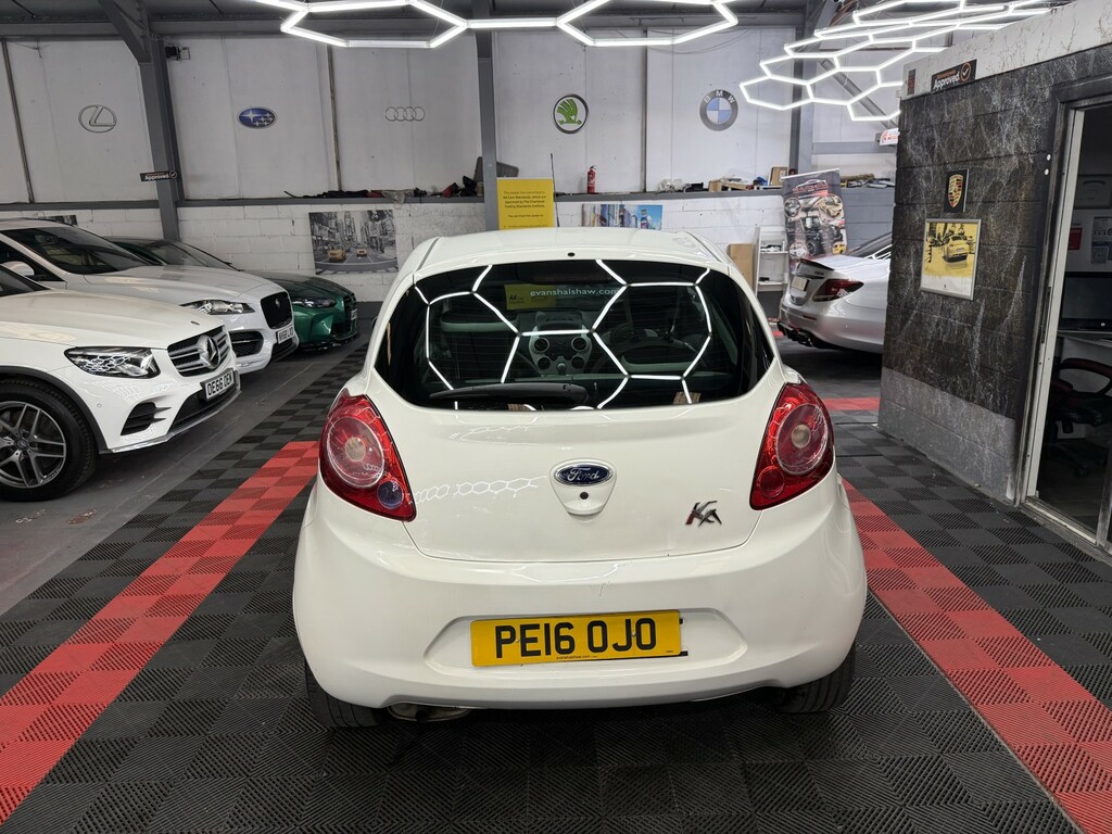 Ford KA Zetec White Edition White #11