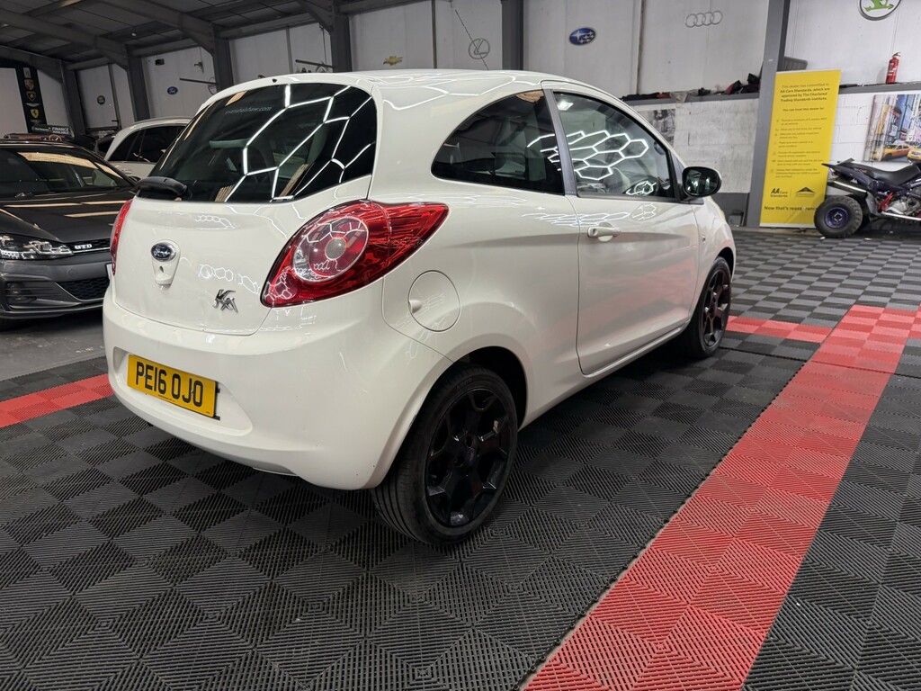 Ford KA Zetec White Edition White #14