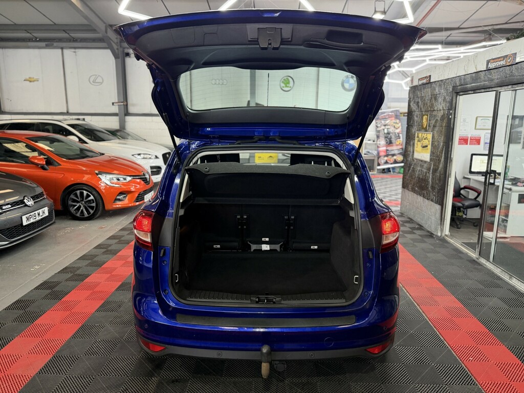 Ford C-Max Titanium Silver #14