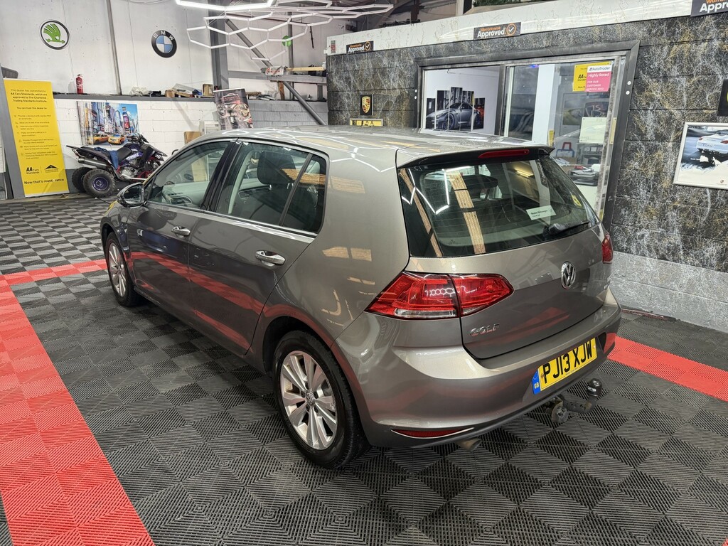 Volkswagen Golf Hatchback 1.6 Tdi Bluemotion Tech Se 201313 PJ13XJW Grey #3