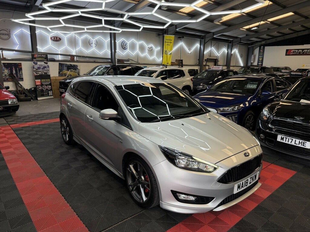 Ford Focus Hatchback 1.5 Tdci St-line X 201818 Silver #5