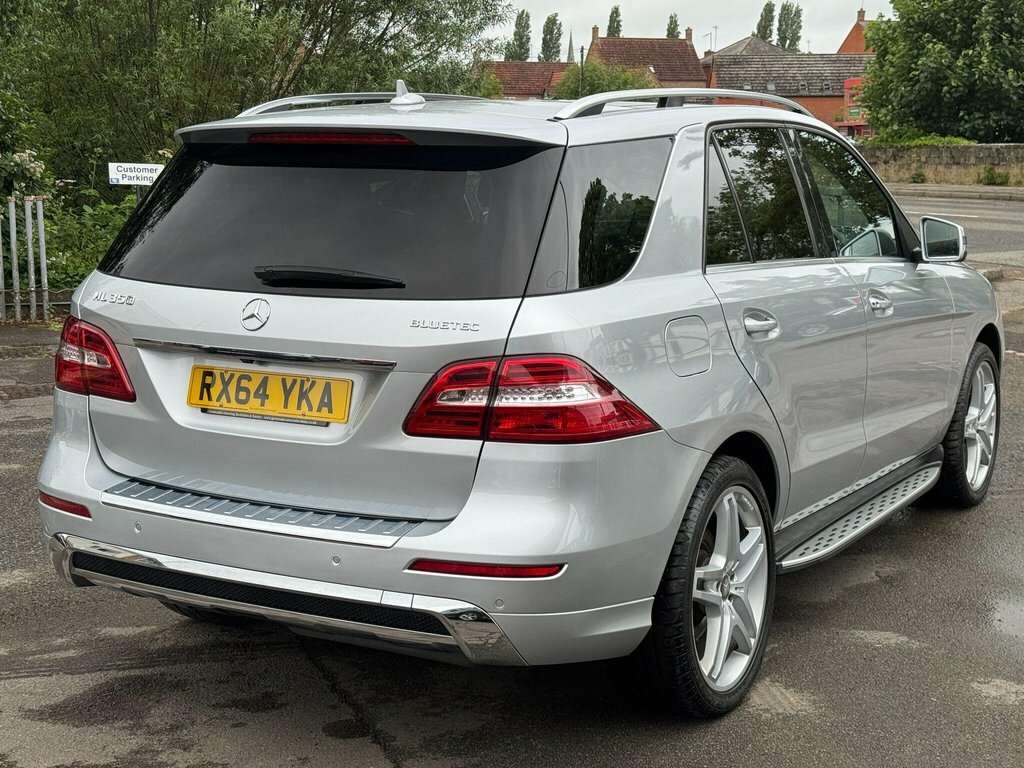Mercedes-Benz M Class 3L Amg Sport Silver #4