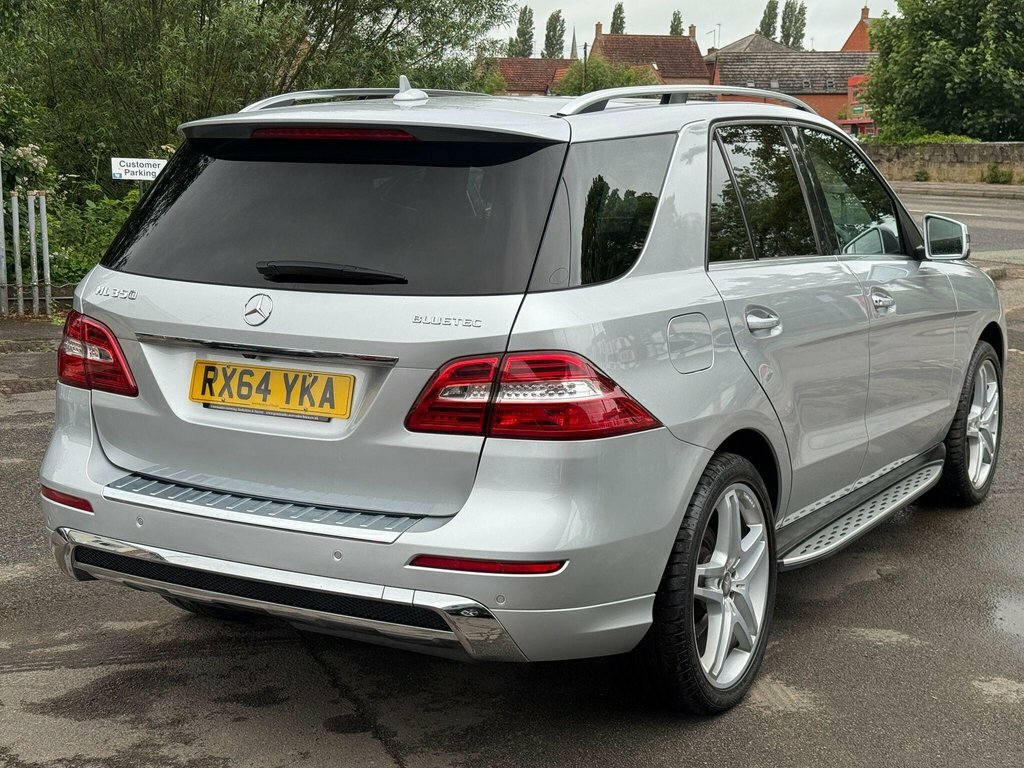 Mercedes-Benz M Class 3L Amg Sport Silver #6