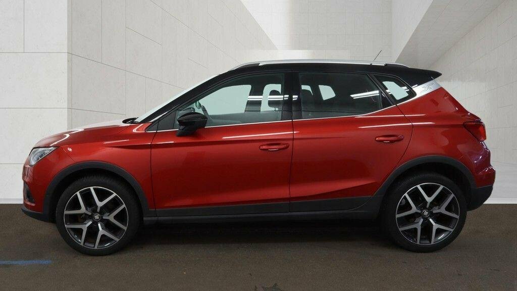 Seat Arona 1L Xcellence Lux SL68UYV Red #5