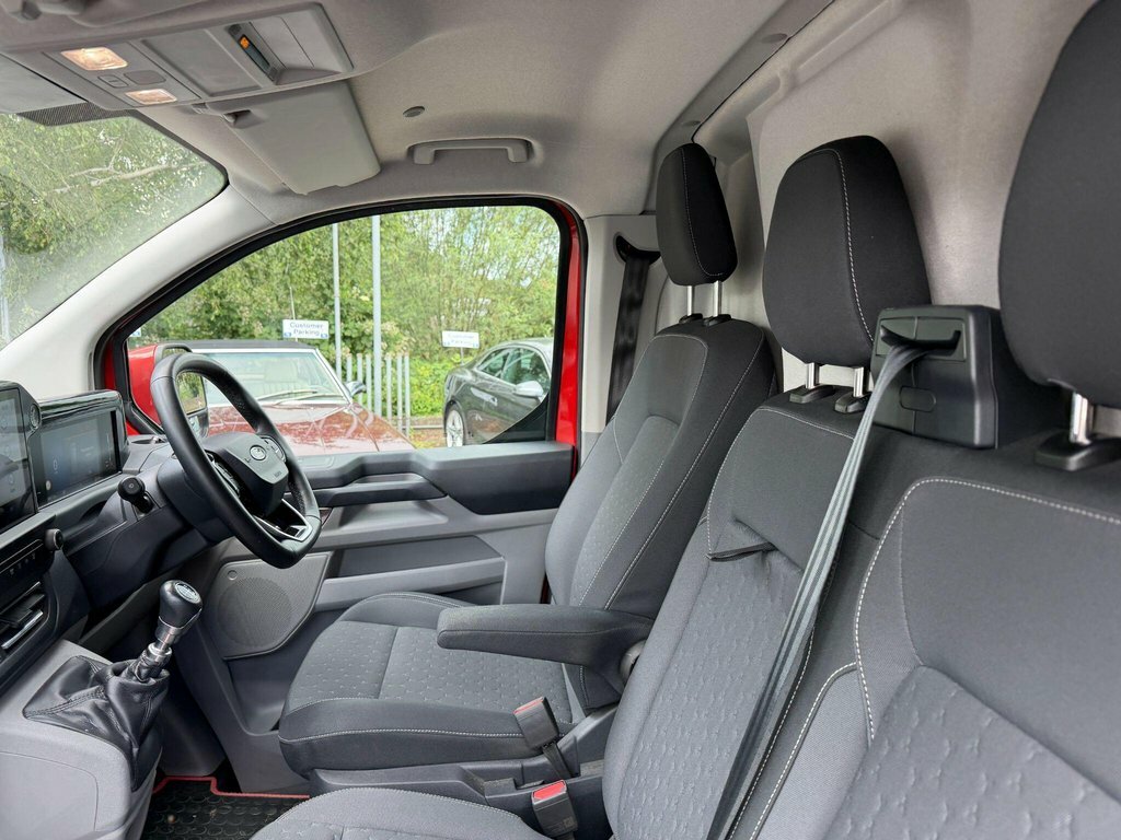 Ford Transit Custom Transit Custom 280 Limited Ecoblue Red #17