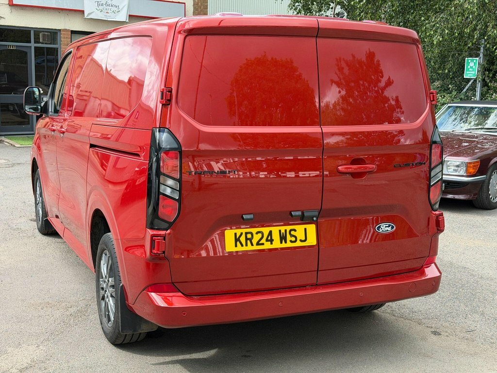 Ford Transit Custom 2L Limited Red #4