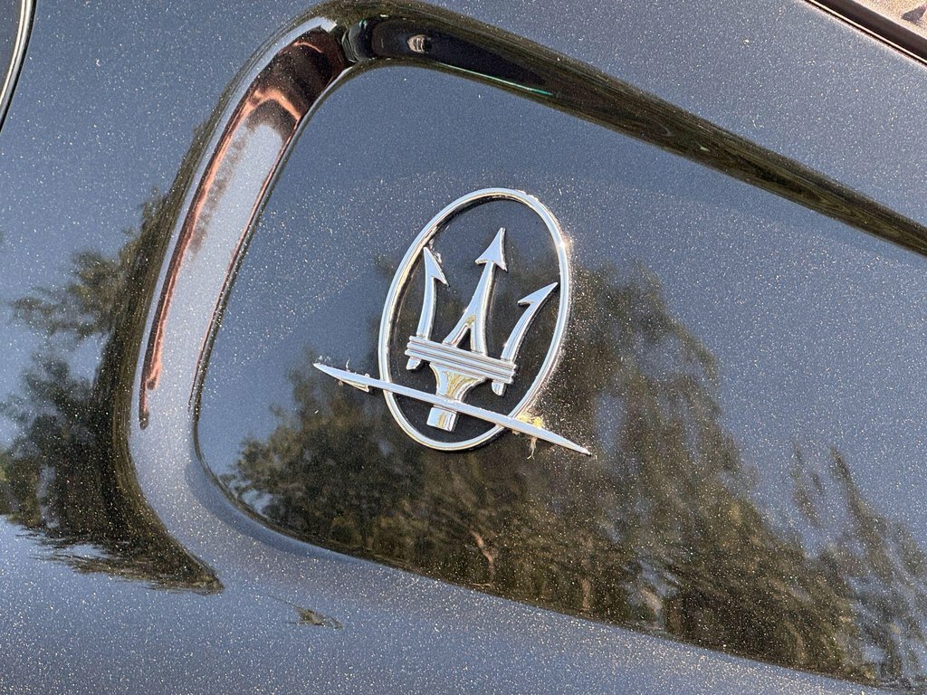 Maserati GranSport Coupe Black #5