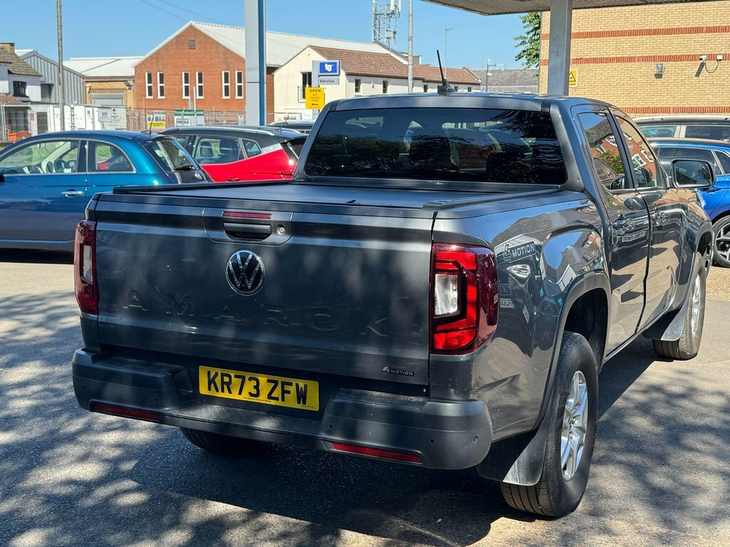 Volkswagen Amarok 2L Life Grey #2