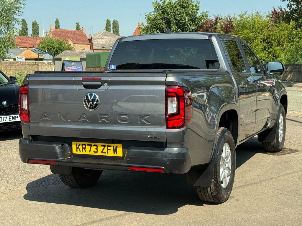 Volkswagen Amarok 2L Life Grey #3