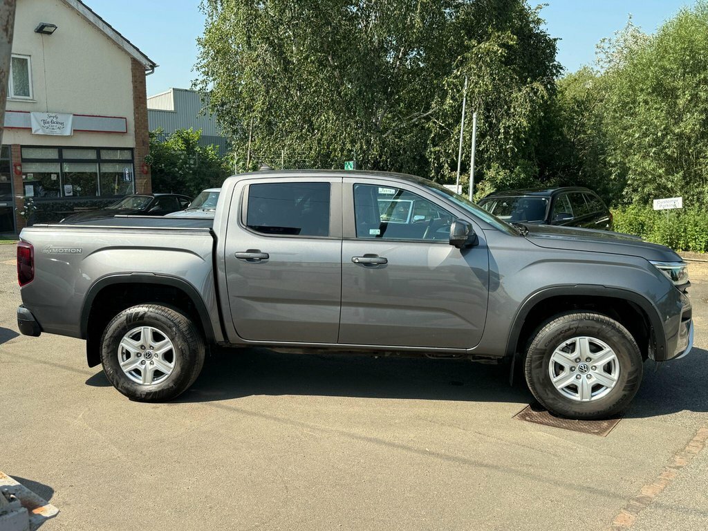 Volkswagen Amarok 2L Life Grey #2