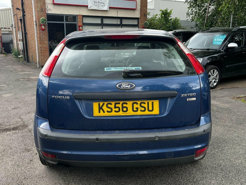 Ford Focus Ghia Blue #6