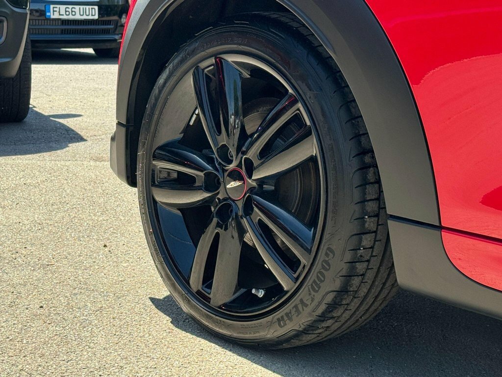 Mini Convertible 2L Cooper S Sport Red #4
