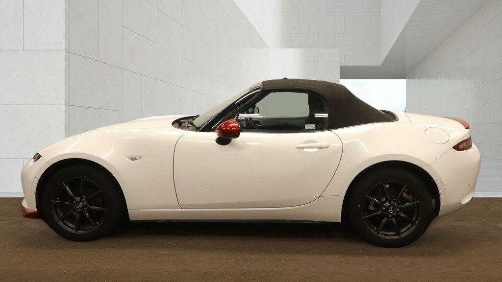 Mazda MX-5 1.5L Icon White #5