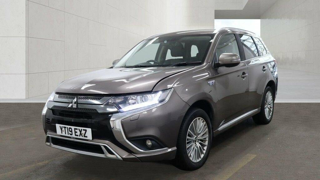 Mitsubishi Outlander 2.4L Juro Brown #2