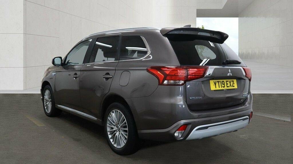 Mitsubishi Outlander 2.4L Juro Brown #3