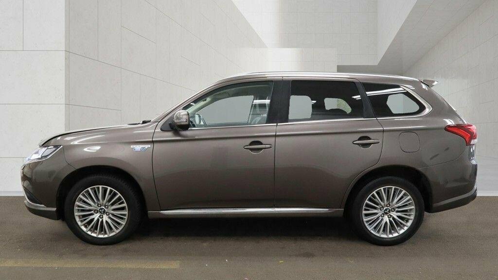 Mitsubishi Outlander 2.4L Juro Brown #6