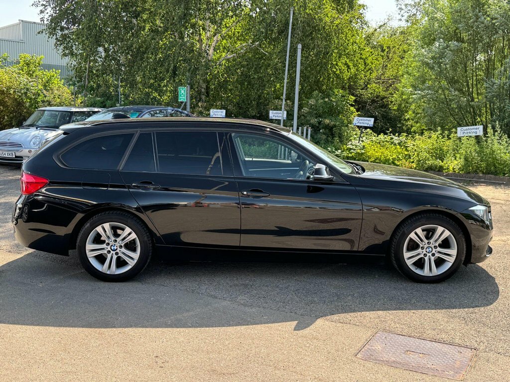 BMW 3 Series 1.5L Sport Black #2