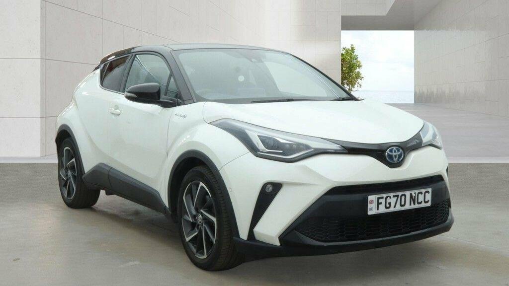 Toyota C-Hr 2L Dynamic White