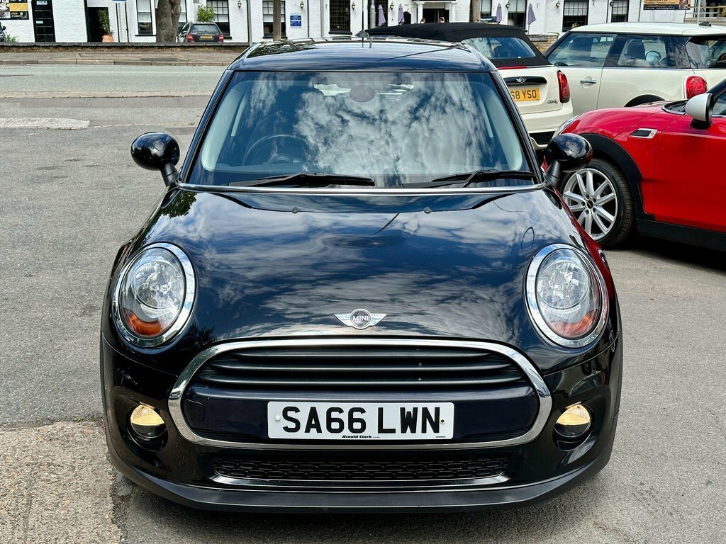 Mini Hatch 1.5L Cooper Black #2
