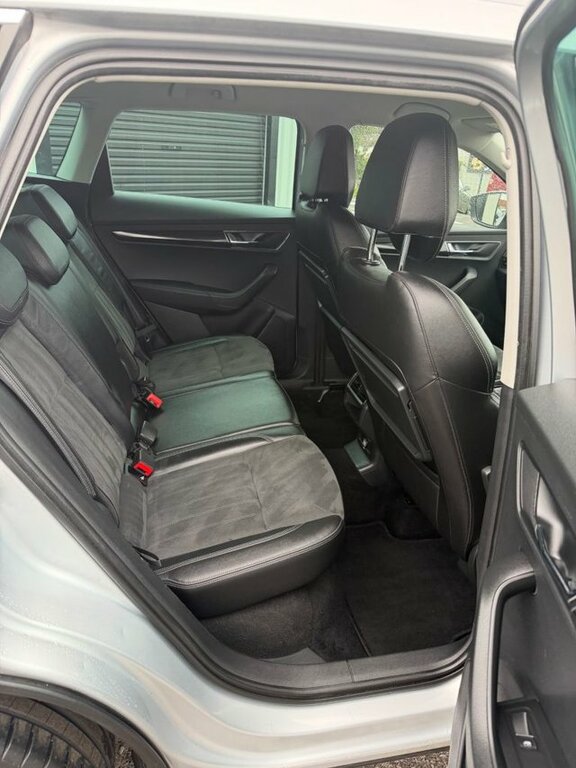 Skoda Karoq Se Nav Plus White #11