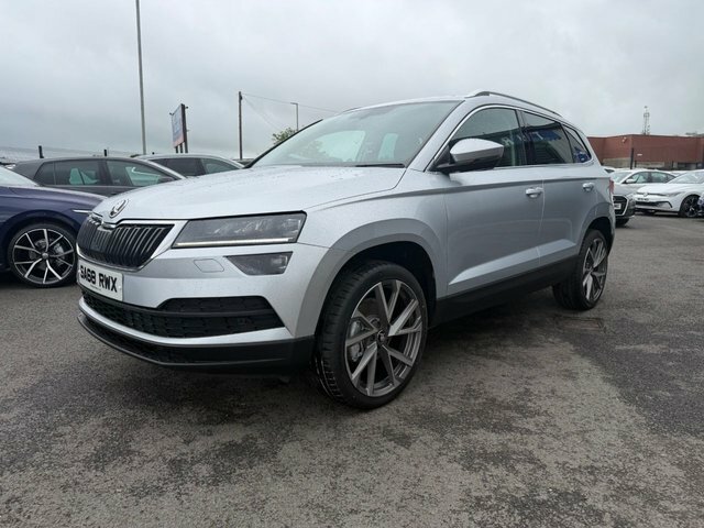 Skoda Karoq Se Nav Plus White #6