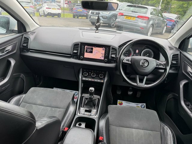 Skoda Karoq Se Nav Plus White #8