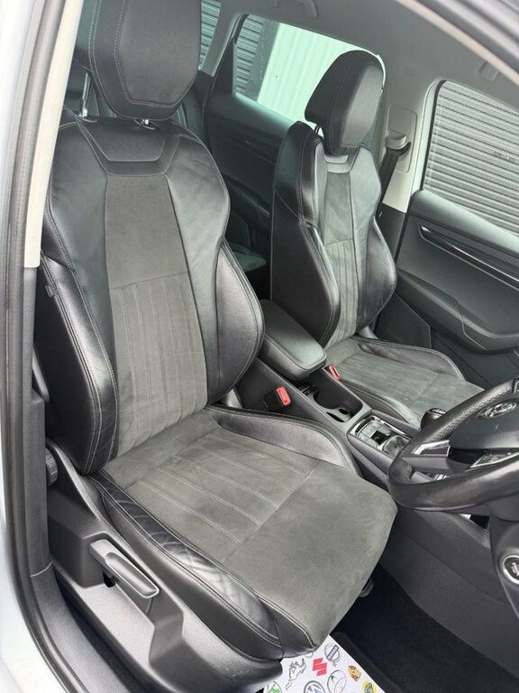 Skoda Karoq Se Nav Plus White #10