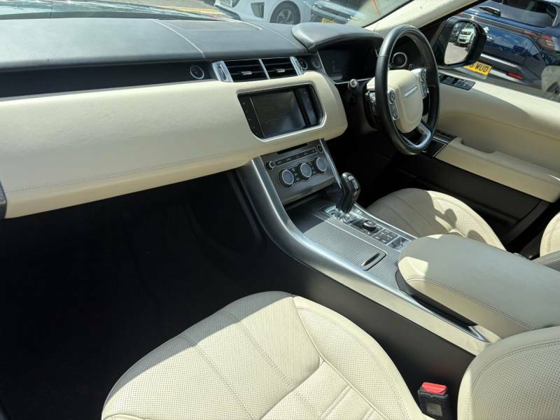 Land Rover Range Rover Sport 3.0 Sdv6 306 Dyn 7 Seat OU66UTW Green #3