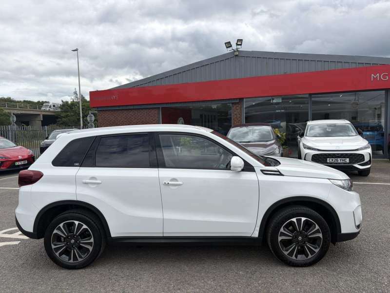 Suzuki Vitara Sz5 B-jet Mhev Agr White #4
