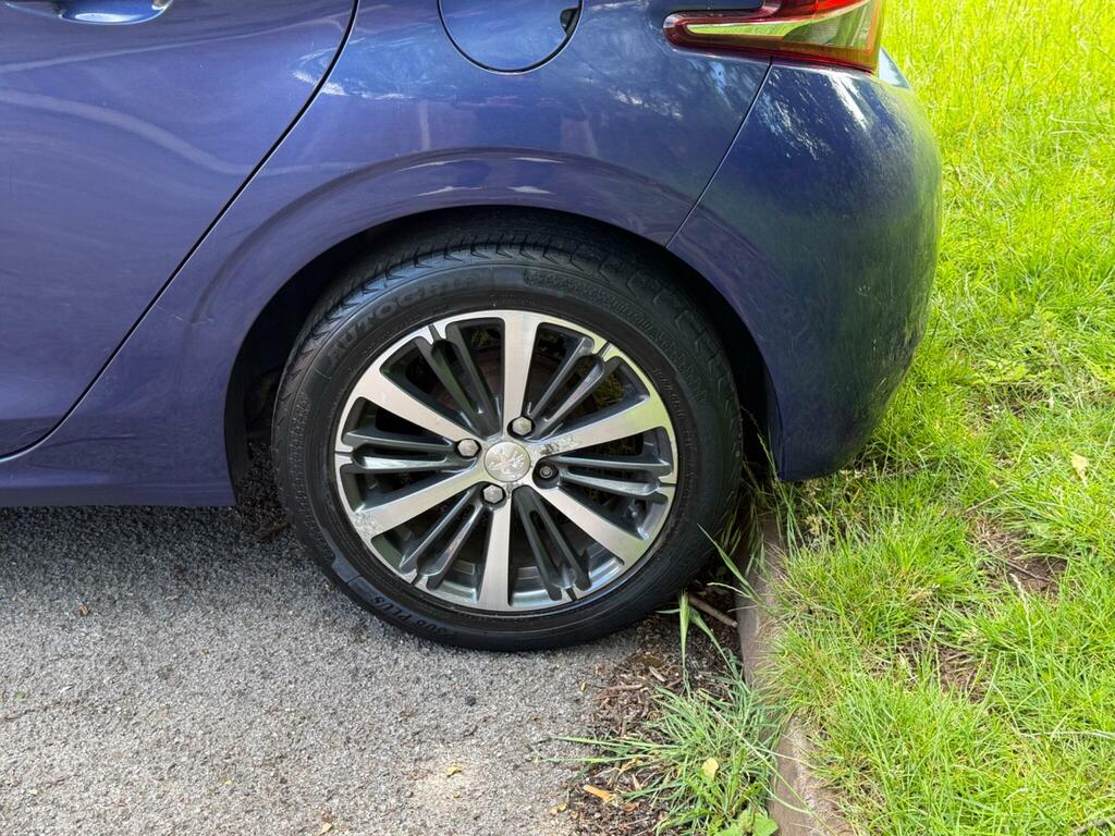 Peugeot 208 1.2 Puretech Active Euro 6 201616 Blue #29