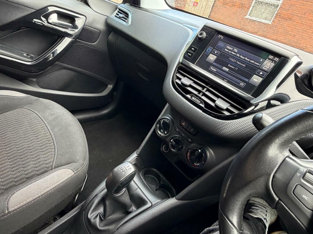 Peugeot 208 1.2 Puretech Active Euro 6 201616 Blue #15