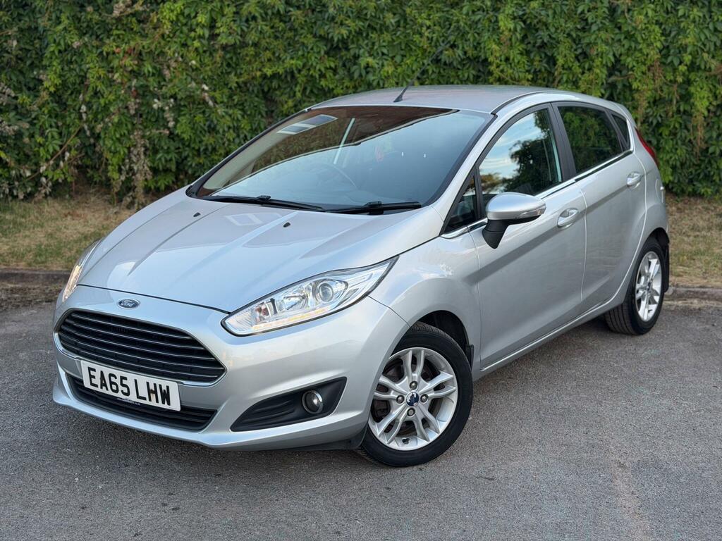 Ford Fiesta Zetec Silver #3
