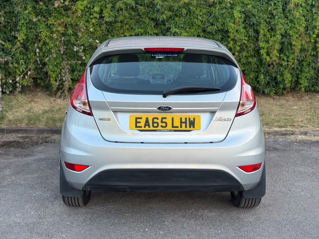 Ford Fiesta Zetec Silver #6