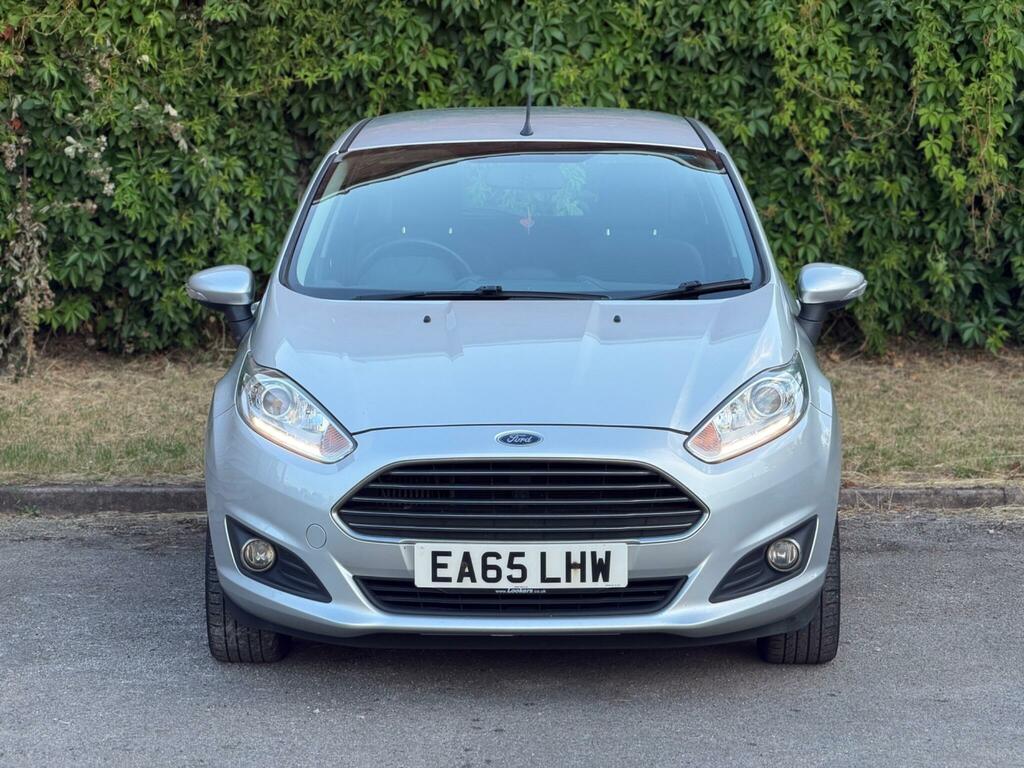 Ford Fiesta Zetec Silver #2