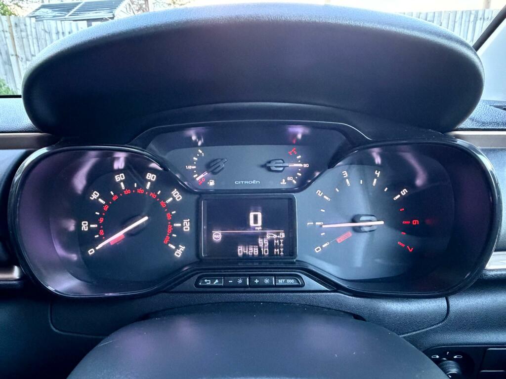 Citroen C3 1.2 Puretech Feel Hatchback Euro Green #19